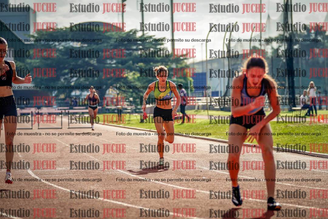 Fotos de los 400 m con vallas de mujeres
