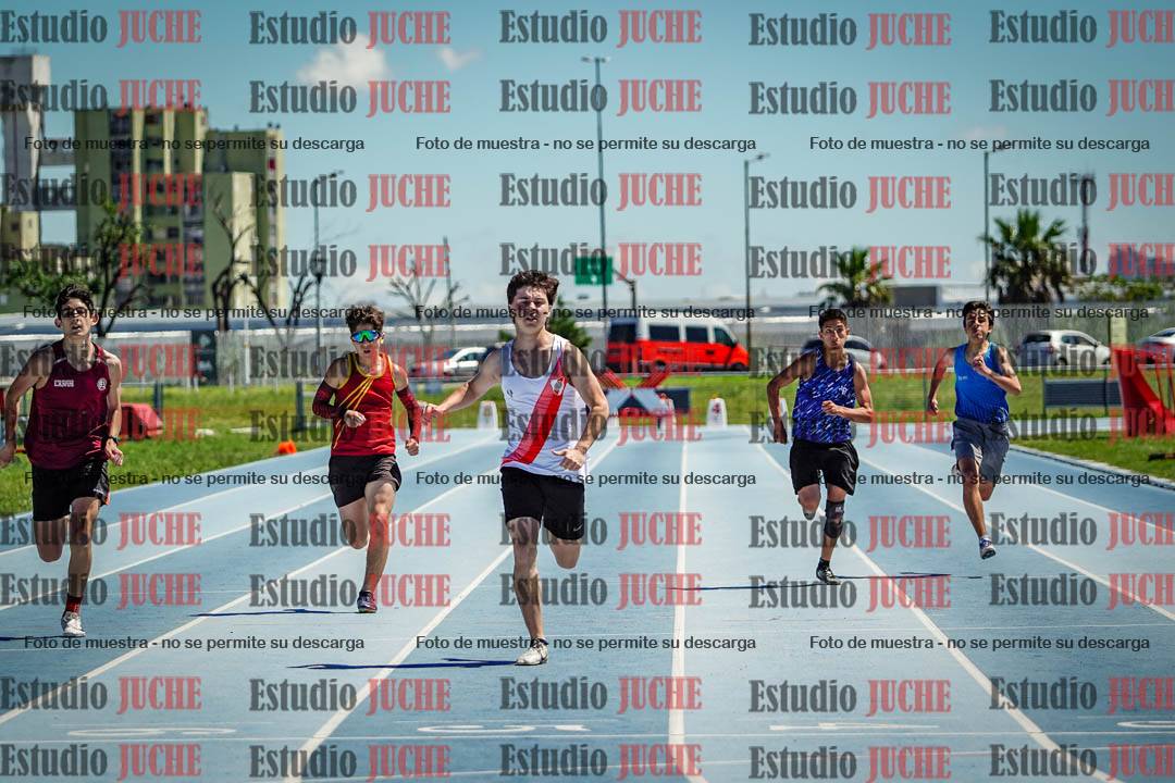 Fotos de los 200 m llanos de varones
