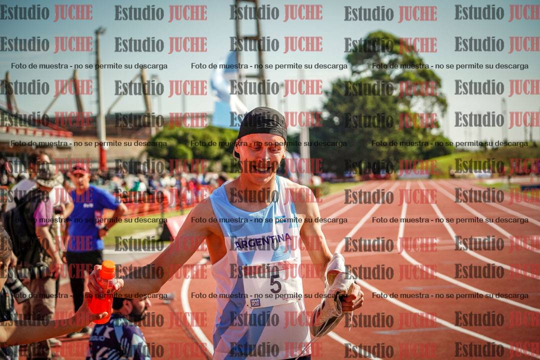 Fotos de algunos extras y podios del día 1