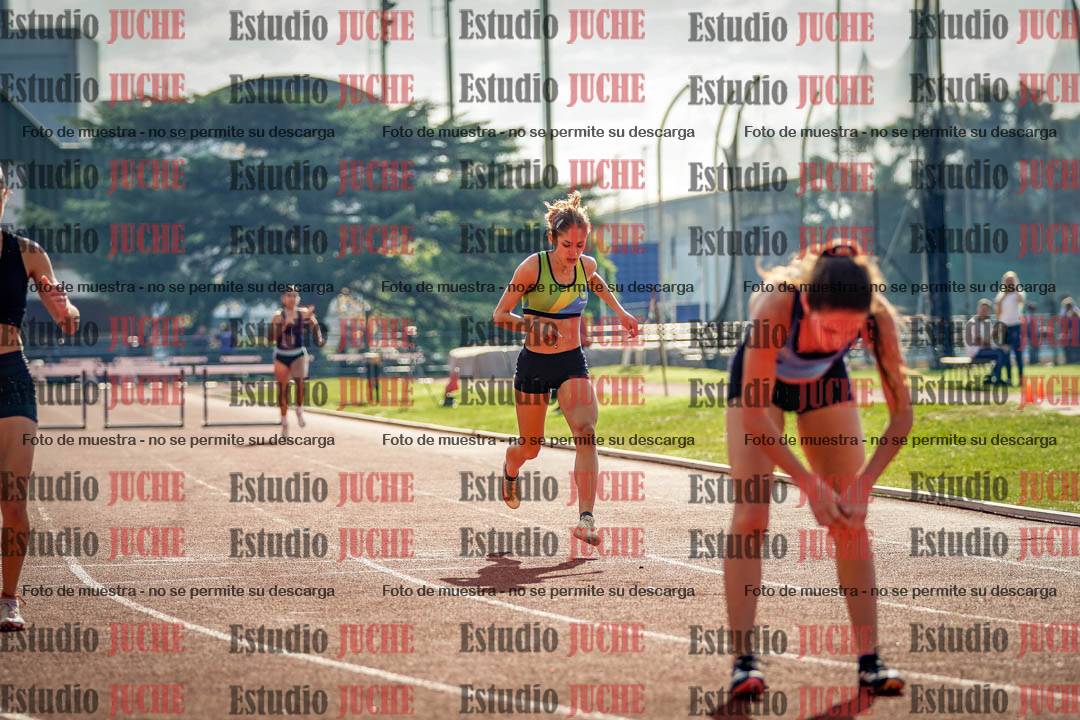 Fotos de los 400 m con vallas de mujeres
