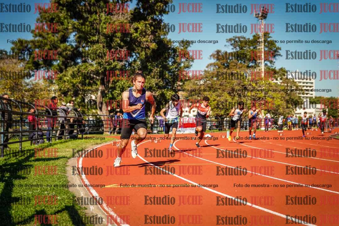 Fotos de los 200 m llanos de varones