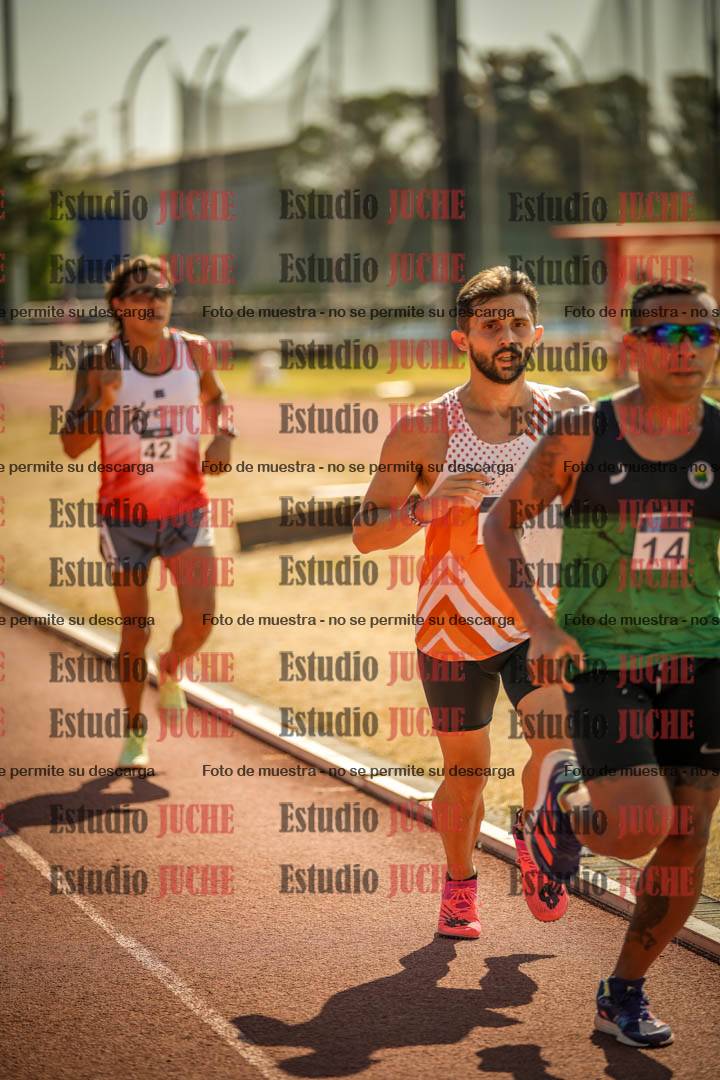 Fotos de los 3000 m llanos de varones