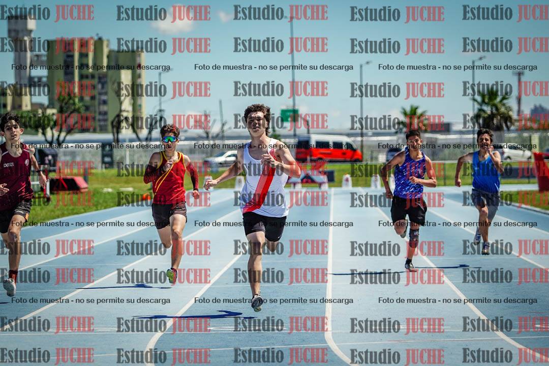 Fotos de los 200 m llanos de varones