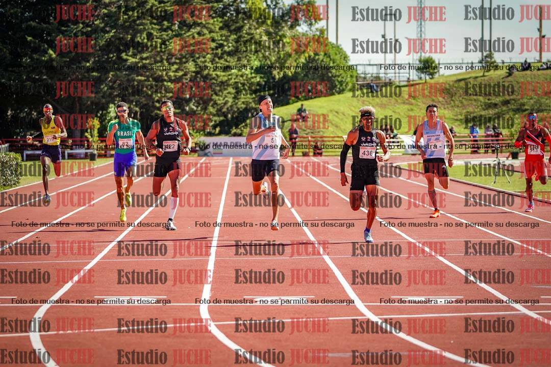 Fotos de los 400 m llanos de varones - FINAL