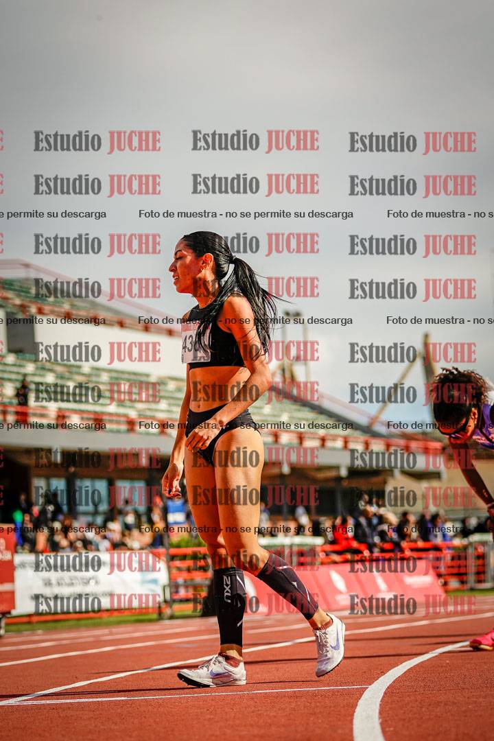 Fotos de algunos extras y podios del día 3