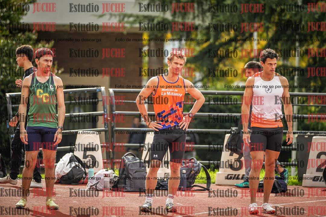 Fotos de los 100 m llanos de varones