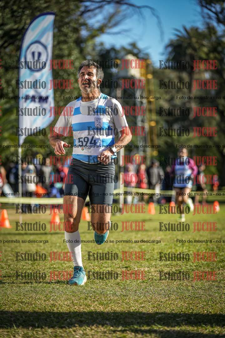 Fotos de la llegada del cross de 4000 m - varones