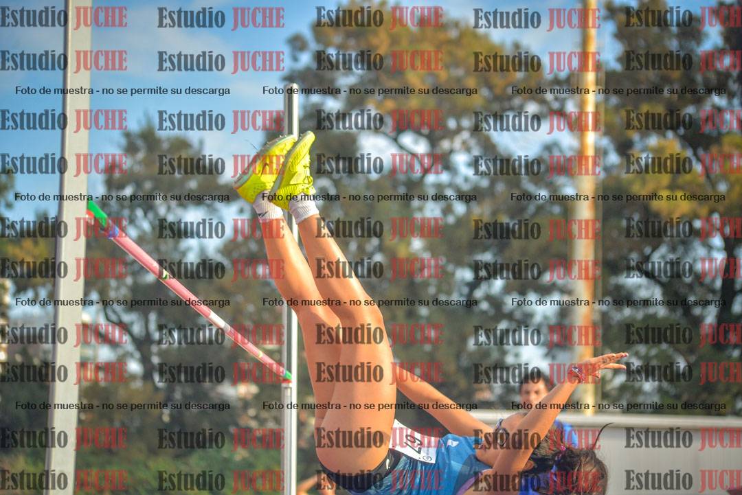Fotos del salto en alto de mujeres