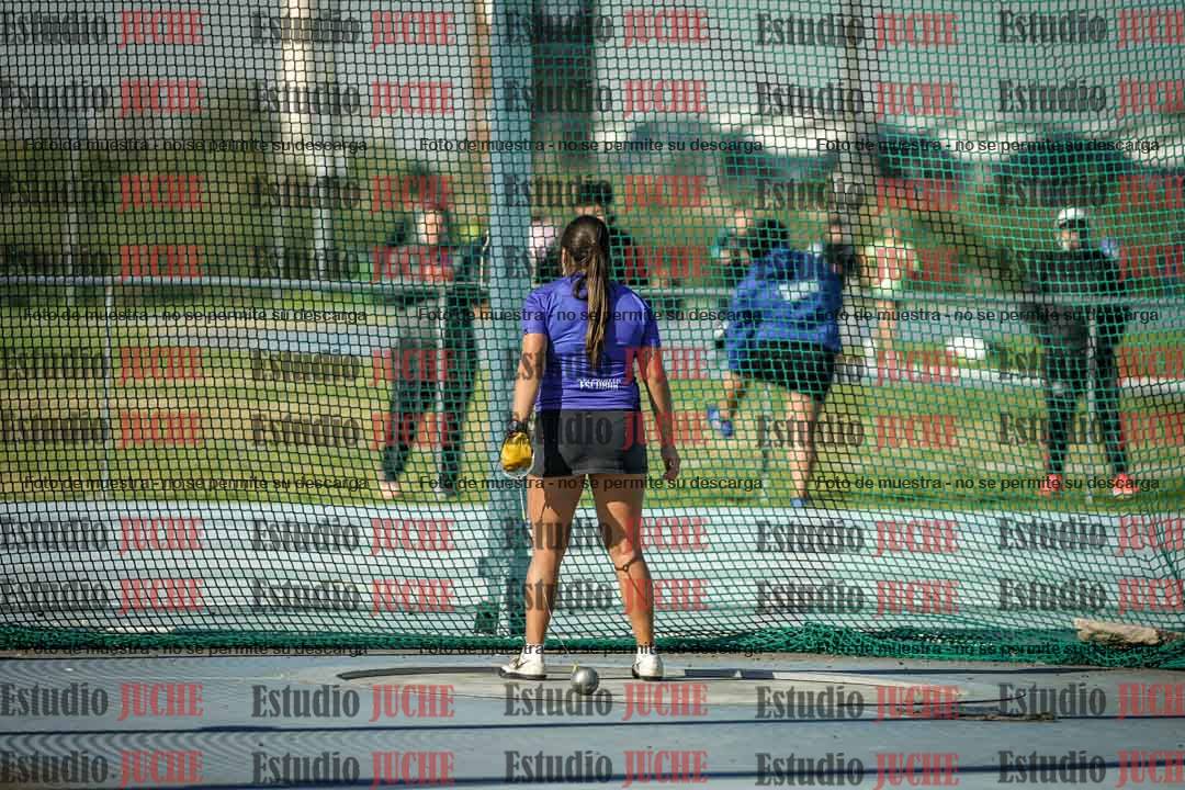 Fotos del lanzamiento de martillo de mujeres