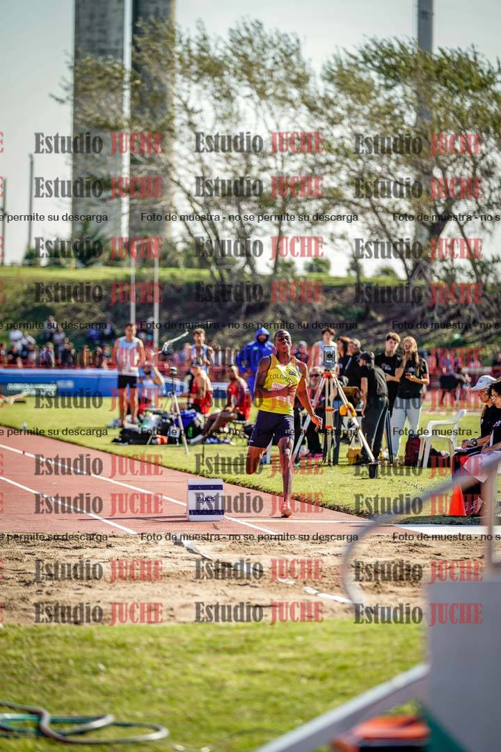 Fotos del salto en largo de varones - deca 2