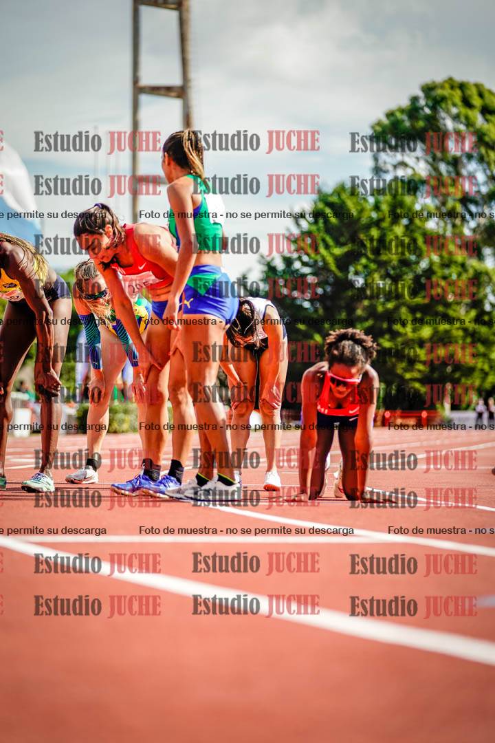 Fotos de algunos extras y podios del día 3