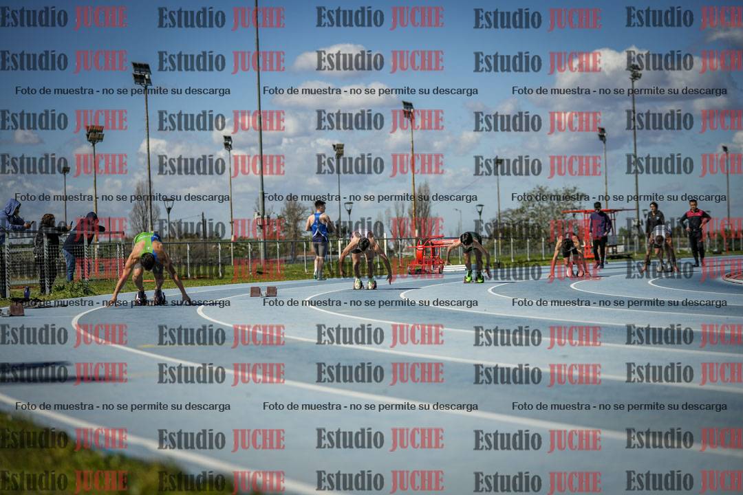 Fotos de los 200 m llanos de varones