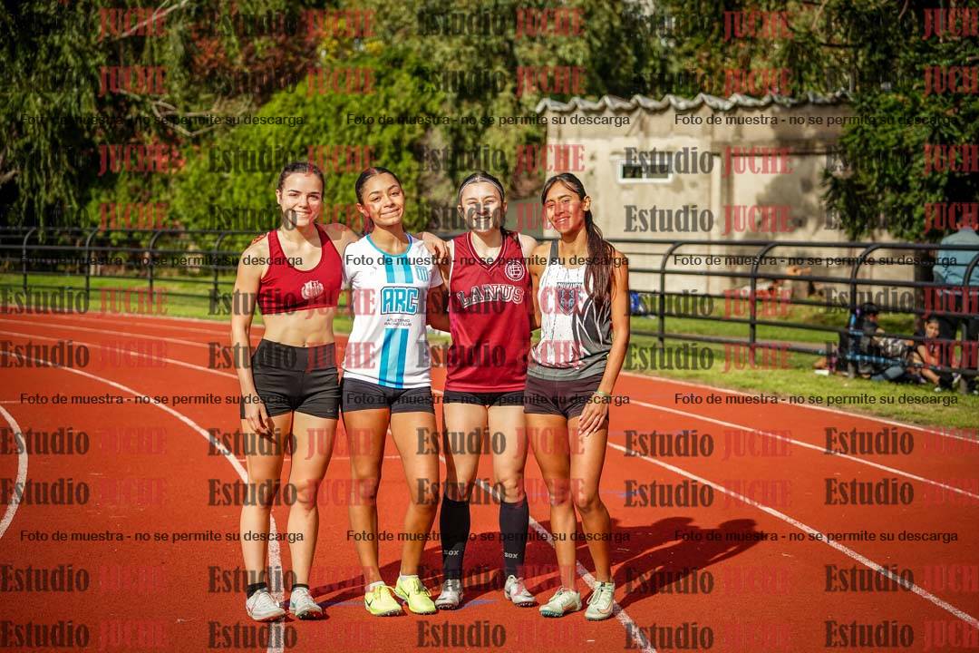 Fotos de algunos podios y extras
