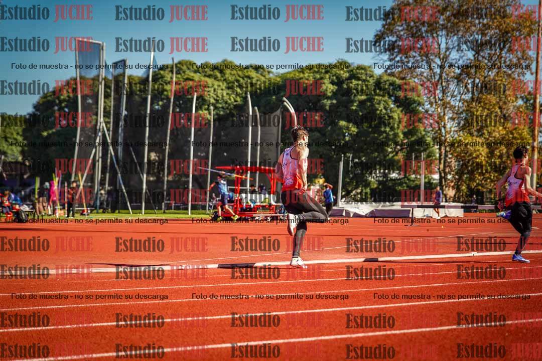 Fotos de los 200 m llanos de varones