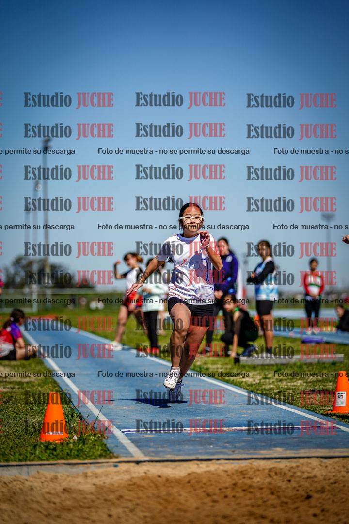 Fotos del salto en largo de mujeres - U15