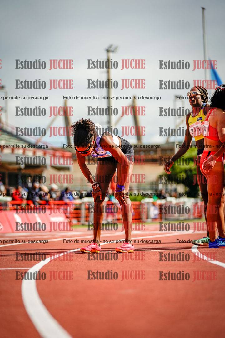 Fotos de algunos extras y podios del día 3