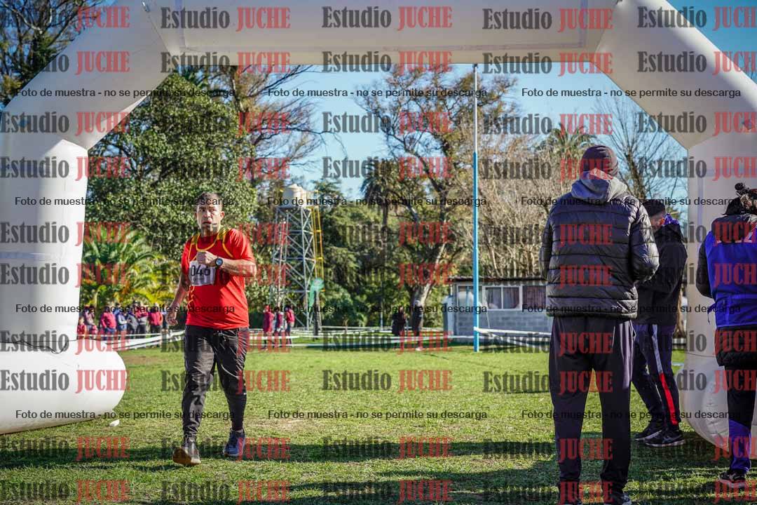 Fotos de la llegada del cross de 4000 m - varones