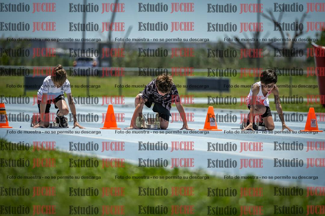 Fotos de los 50 m llanos de varones
