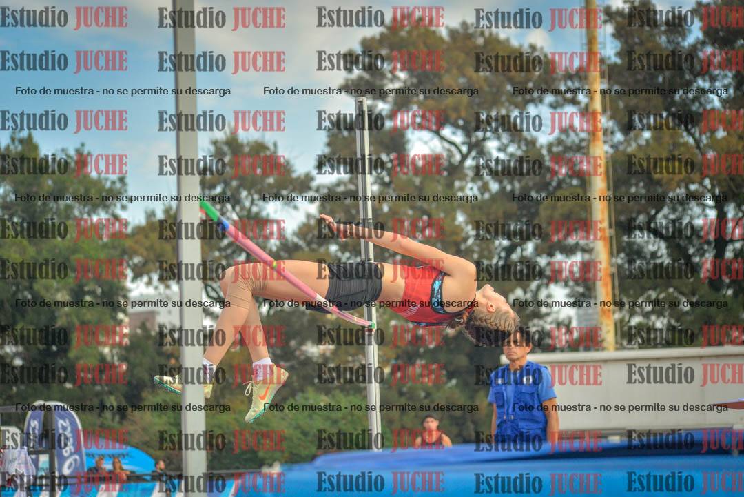 Fotos del salto en alto de mujeres