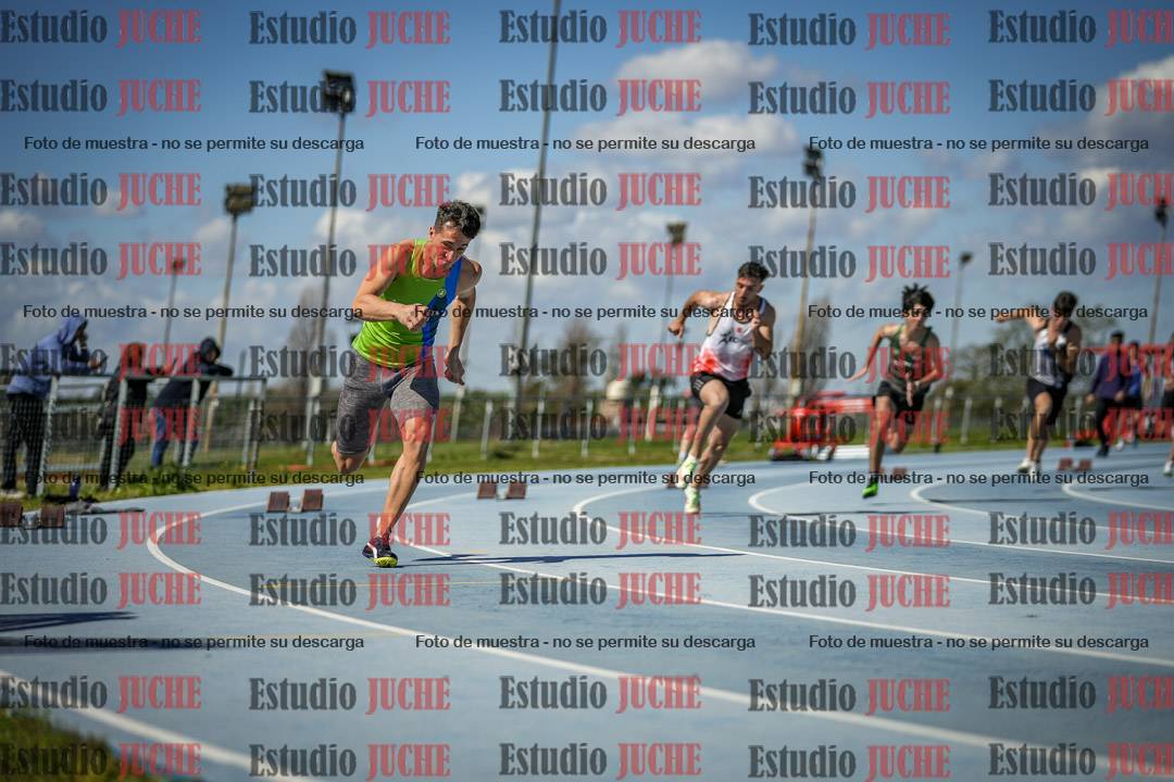 Fotos de los 200 m llanos de varones