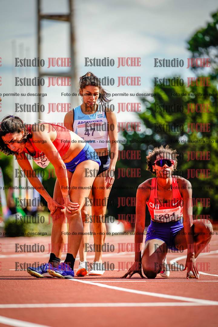 Fotos de algunos extras y podios del día 3