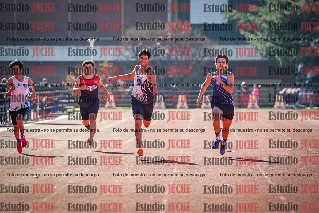Fotos de los 200 m llanos de varones