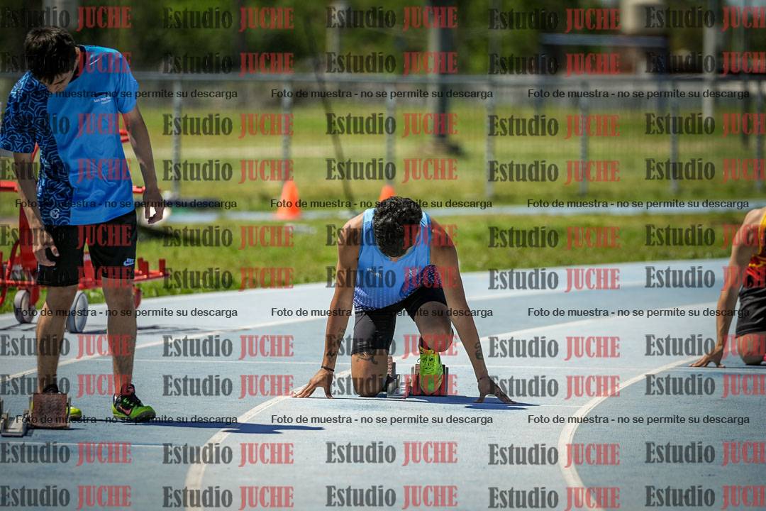 Fotos de los 200 m llanos de varones