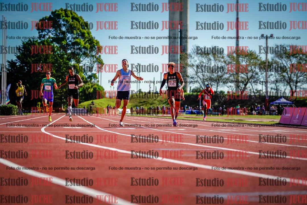 Fotos de los 400 m llanos de varones - FINAL