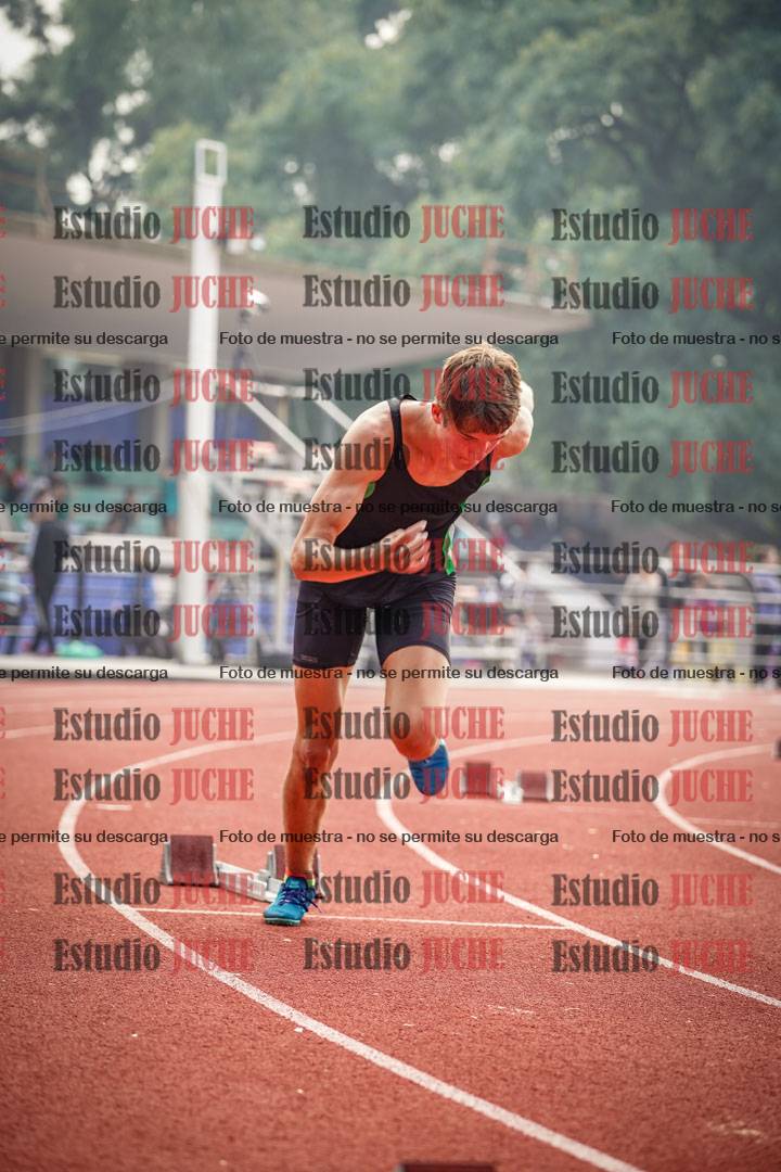 Fotos de los 400 m con vallas de varones