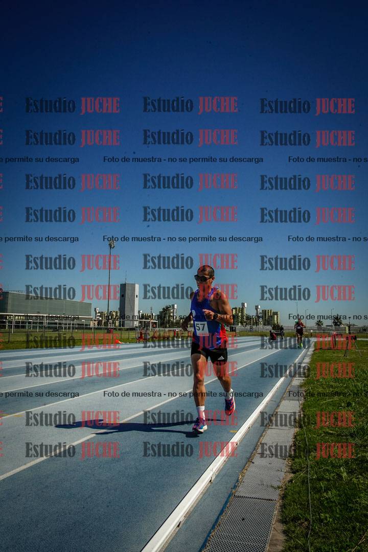 Fotos de los 5000 m de mujeres y varones - serie 2