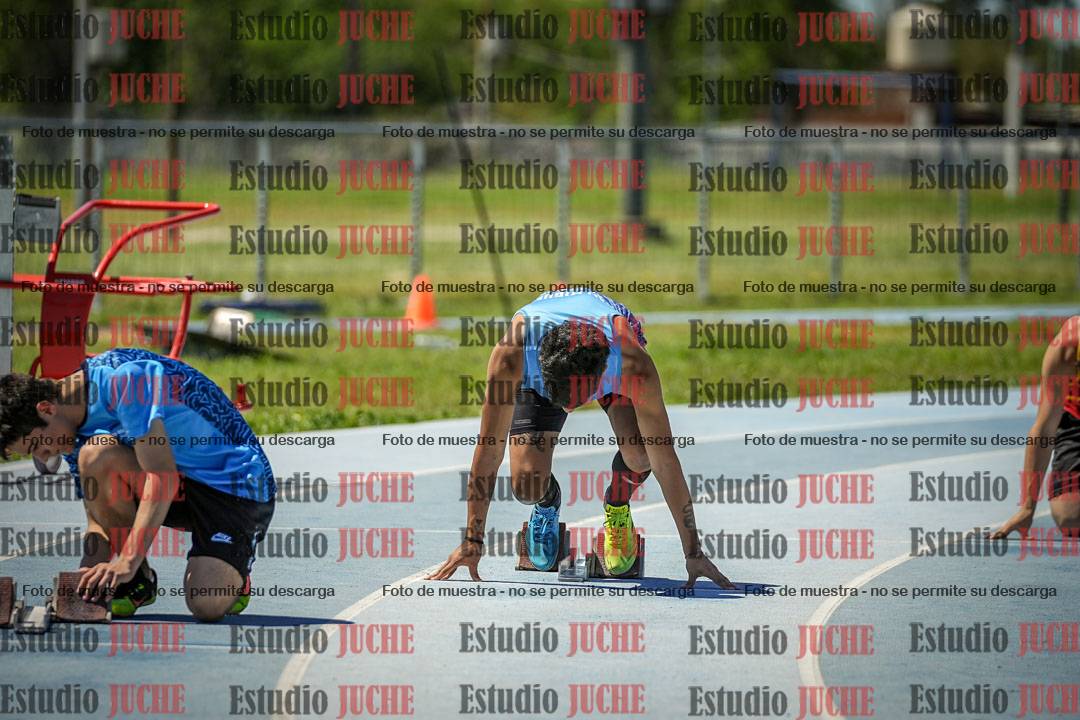 Fotos de los 200 m llanos de varones