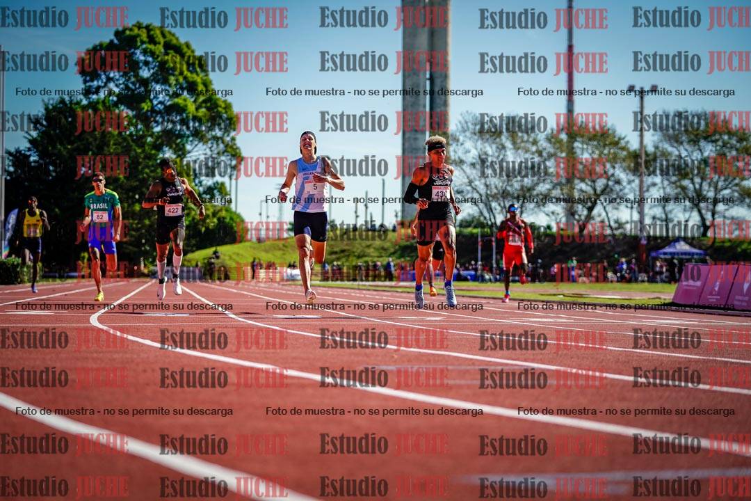 Fotos de los 400 m llanos de varones - FINAL