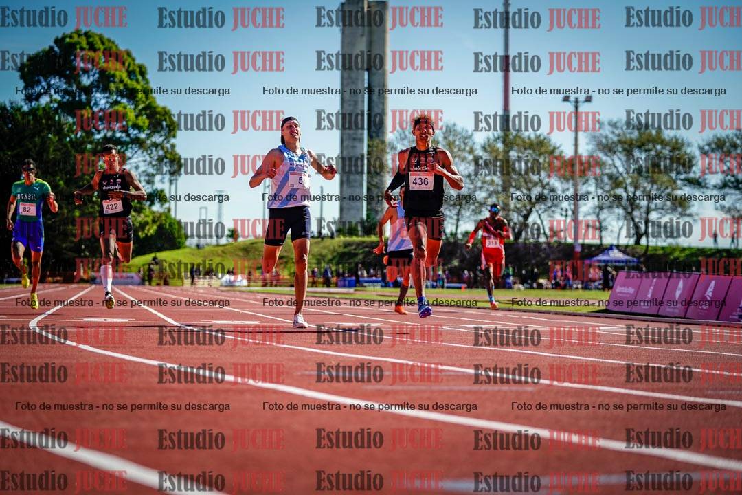 Fotos de los 400 m llanos de varones - FINAL