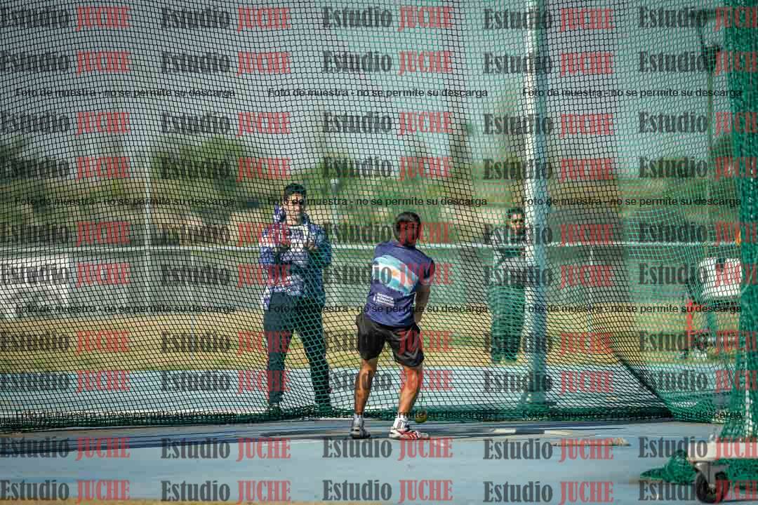 Fotos del lanzamiento de martillo de varones
