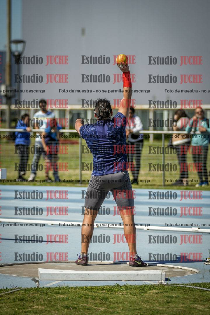 Fotos del lanzamiento de bala de varones