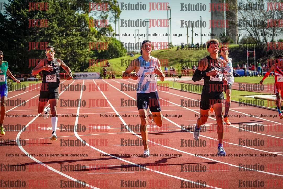 Fotos de los 400 m llanos de varones - FINAL