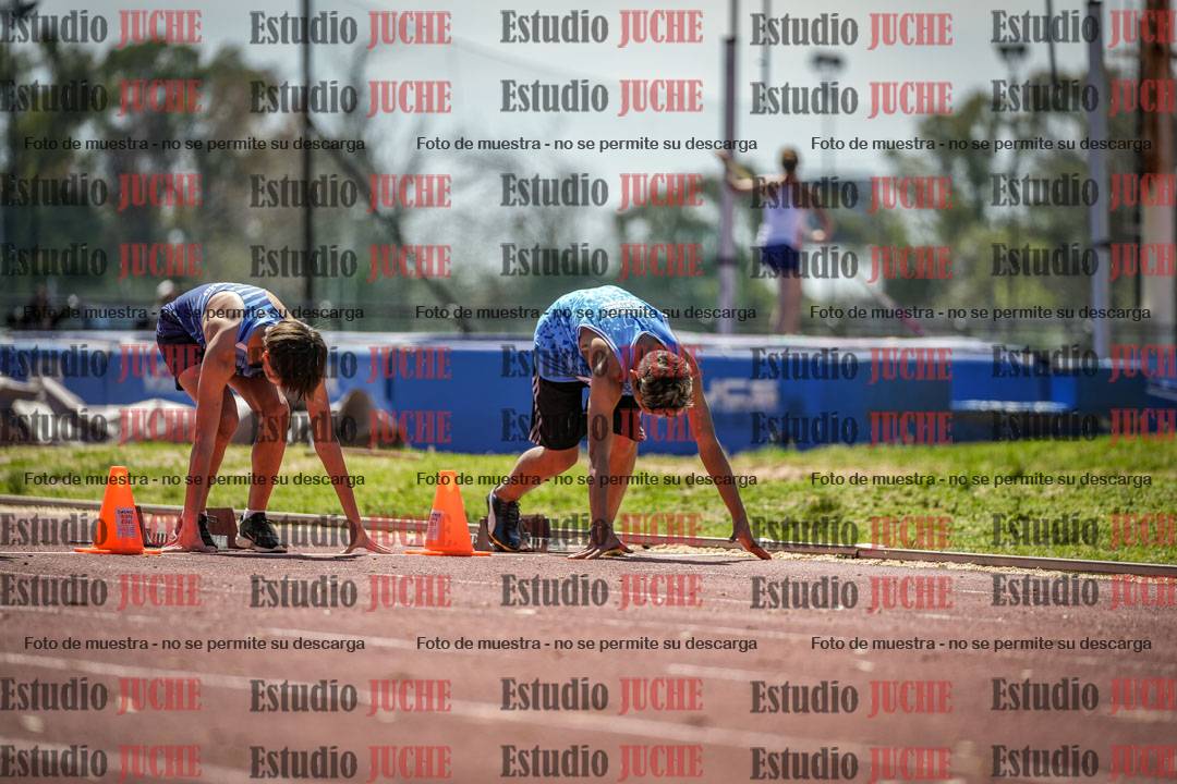 Fotos de los 80 m llanos de varones