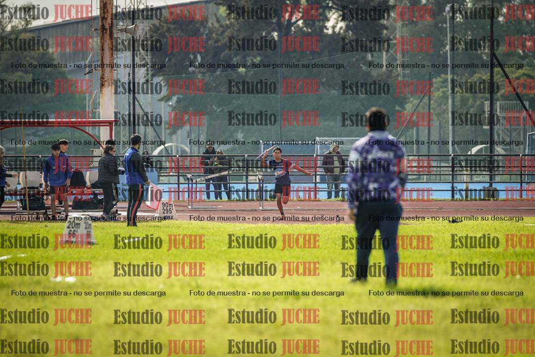 Fotos del lanzamiento de jabalina de varones