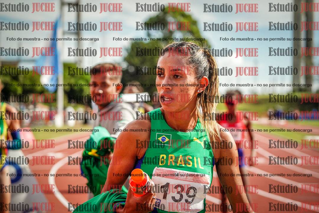 Fotos de algunos extras y podios del día 3