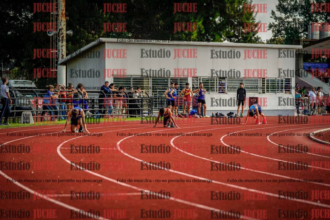 Fotos de los 400 m con vallas de varones
