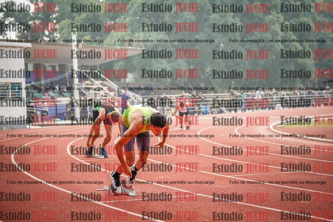 Fotos de los 400 m con vallas de varones