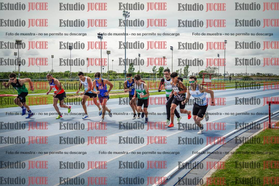 Fotos de los 1000 m llanos de varones