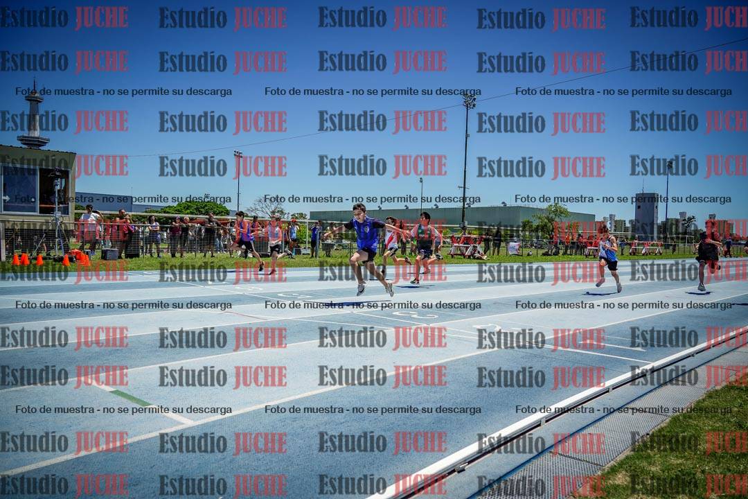 Fotos de los 50 m llanos de varones
