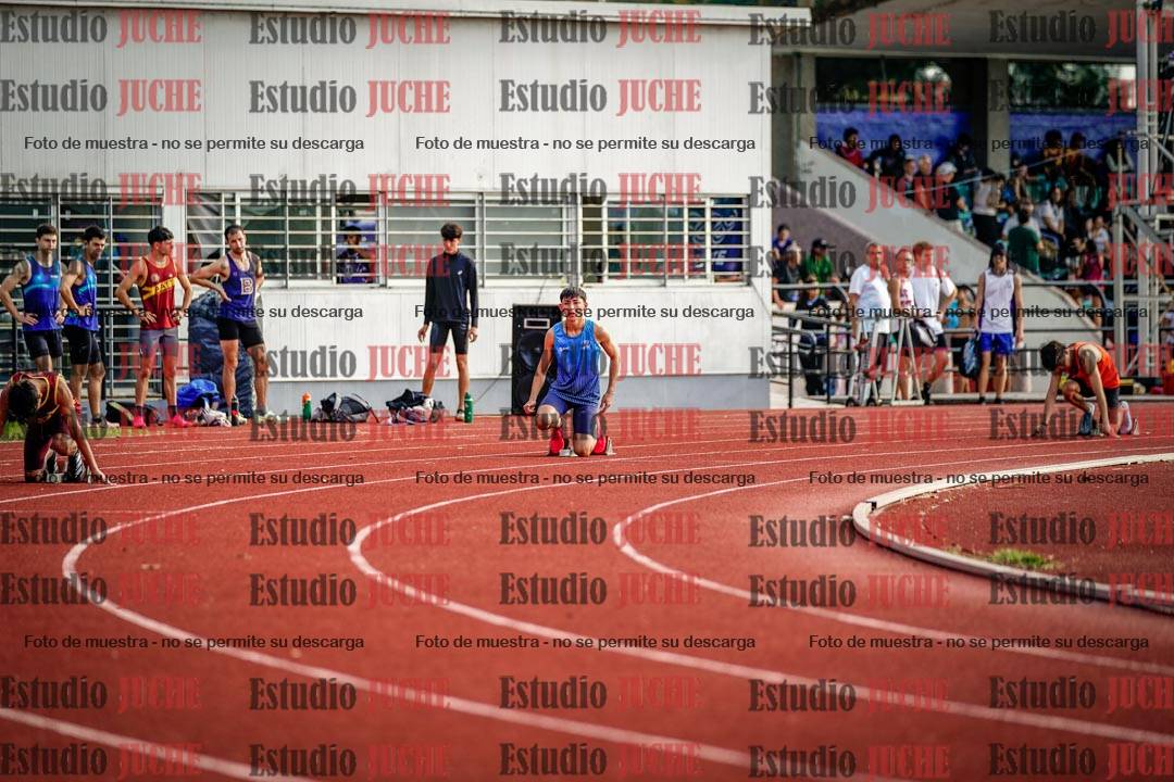 Fotos de los 400 m con vallas de varones