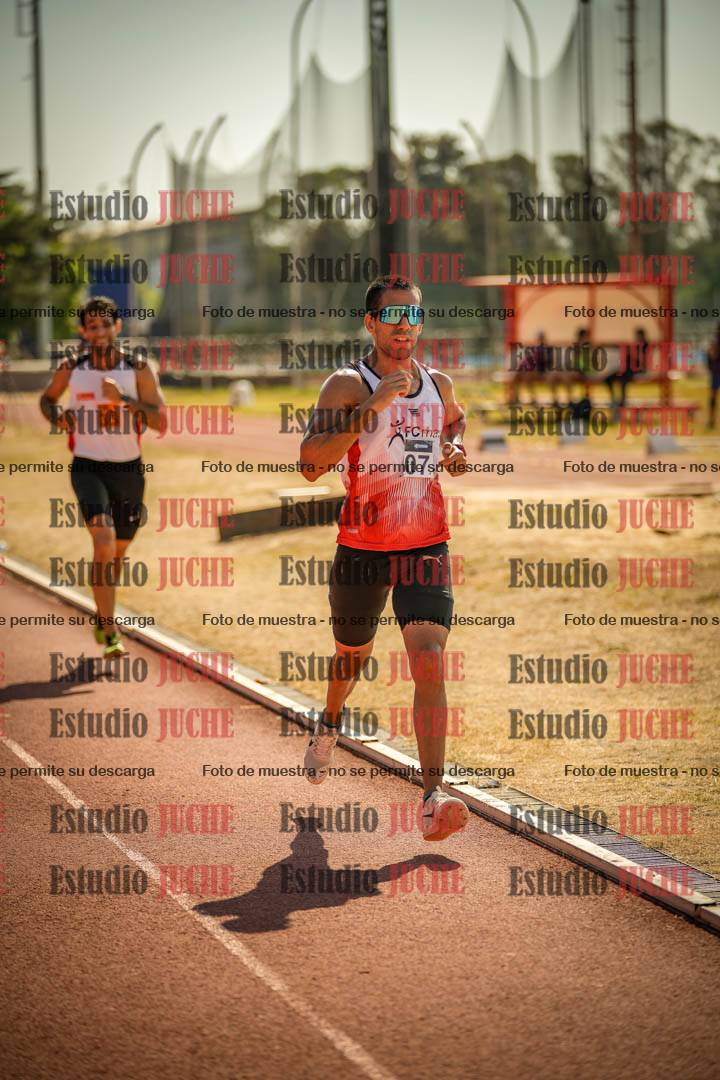 Fotos de los 3000 m llanos de varones