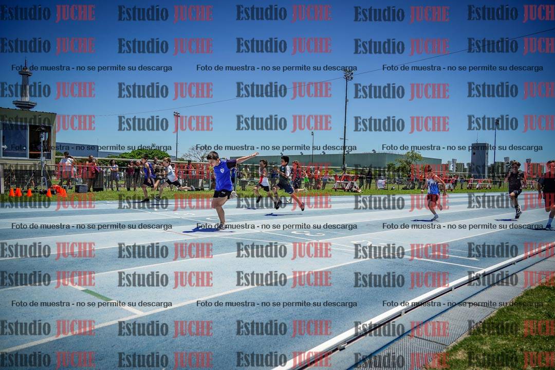 Fotos de los 50 m llanos de varones