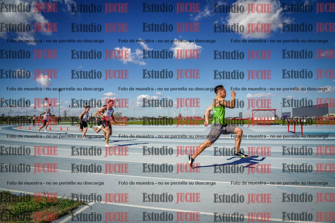 Fotos de los 200 m llanos de varones