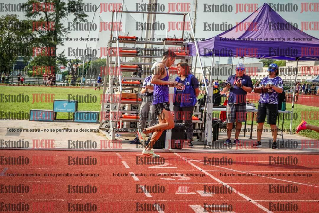 Fotos de los 3000 m llanos de varones