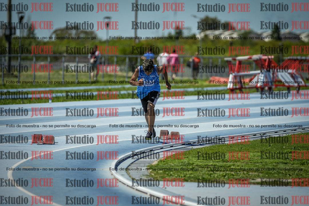 Fotos de los 200 m llanos de varones
