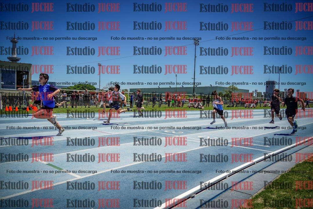 Fotos de los 50 m llanos de varones